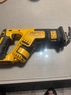 Defect reciprozaag dewalt, Doe-het-zelf en Verbouw, Gereedschap | Zaagmachines, Ophalen of Verzenden, Zo goed als nieuw, 1200 watt of meer