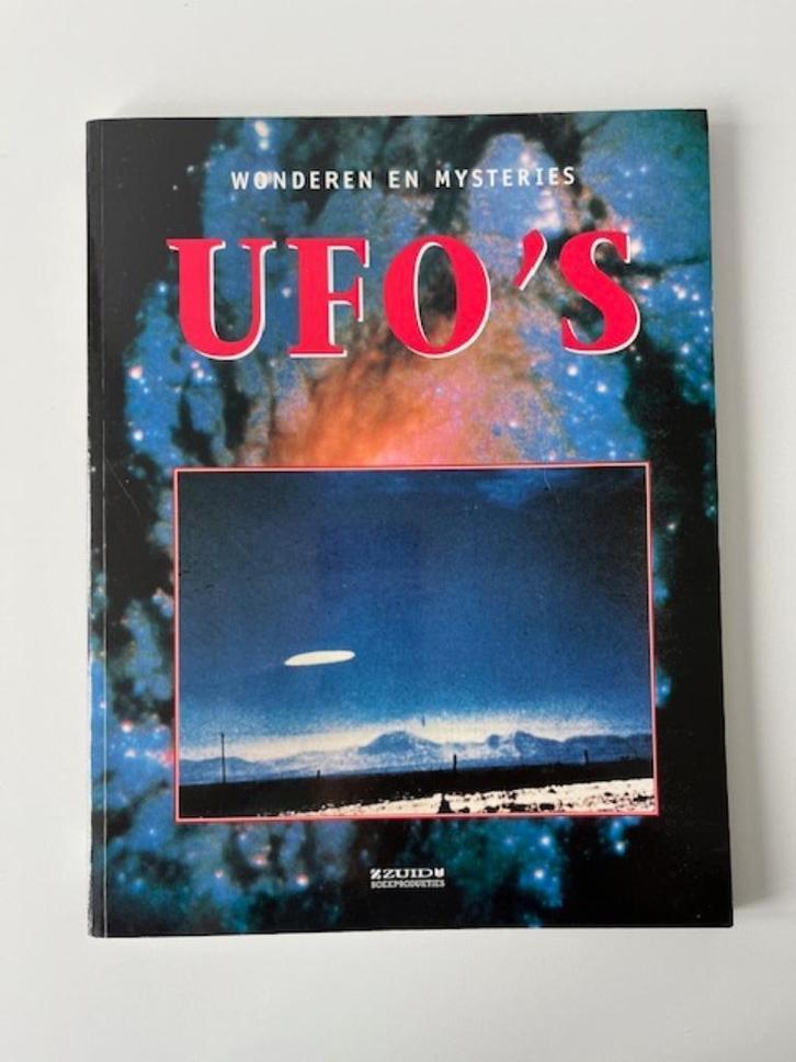 UFO's Wonderen en mysteries = boek 789062489145, Boeken, Esoterie en Spiritualiteit, Zo goed als nieuw, Achtergrond en Informatie