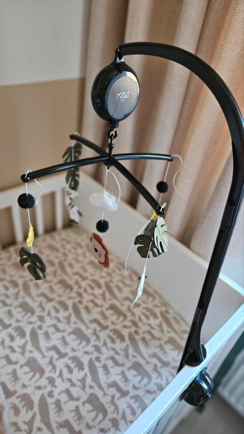 Muziekmobiel box jungle, Kinderen en Baby's, Speelgoed | Babyspeelgoed, Zo goed als nieuw, Mobiel, Ophalen of Verzenden