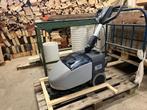 Nilfisk Schrobmacine SC351, Witgoed en Apparatuur, Ophalen, Gebruikt, Stofzuiger, Minder dan 1200 watt