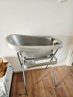 Babybadje en Tummy tub op standaard van Bebejou, Kinderen en Baby's, Badjes en Verzorging, Ophalen, Gebruikt, Badje, Bébé-jou