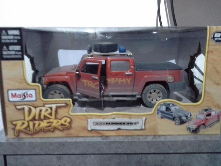 Maisto Dirt Riders 1:24 Hummer, humvee, Mercedes-Benz ML.
3, Hobby en Vrije tijd, Modelauto's | 1:24, Nieuw, Maisto, Ophalen of Verzenden