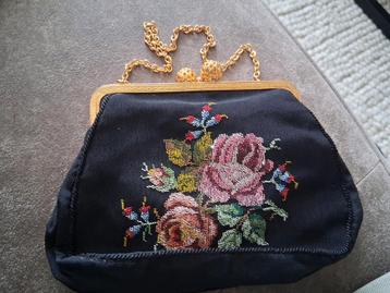 Vintage Petit Point Beugeltasje avondtasje tasje  beschikbaar voor biedingen