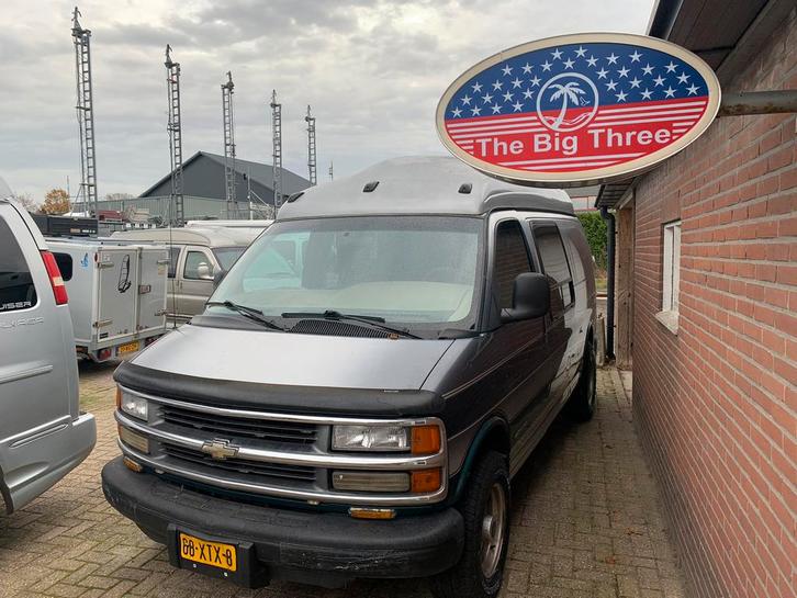1997 Chevy van Diesel 6.5l 2500 150k mls CAMPER, Auto's, Chevrolet, Bedrijf, Chevy Van, Diesel, Overige carrosserieën, Automaat