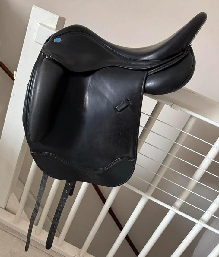 Zadels: Sella, Custom, Thorowgood, Wintec, Edix, MSFC, Dieren en Toebehoren, Paarden en Pony's | Zadels, Zo goed als nieuw, Dressuur