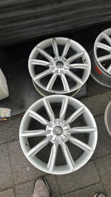 Originele Nieuwe type Audi A3 velgen beschikbaar voor biedingen
