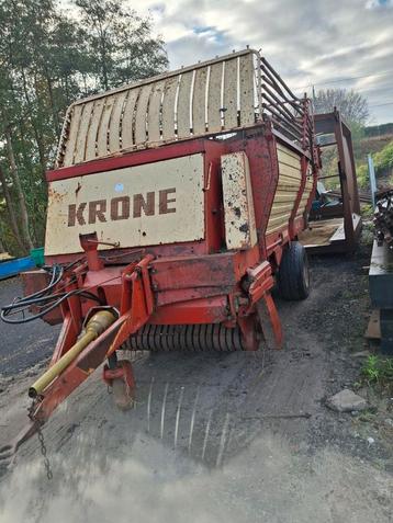 Tk  1 assige  opraapwagen  ladewagen   werkend weggezet beschikbaar voor biedingen
