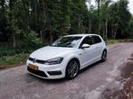Volkswagen Golf 1.2 TSI R-Line. APK 11-7-'26 / Grote beurt, Auto's, Volkswagen, Voorwielaandrijving, Stof, Zwart, 4 cilinders
