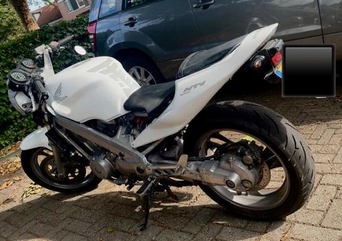 Unieke Honda NTV650 1989, Motoren, Motoren | Honda, Particulier, Naked bike, meer dan 35 kW, 2 cilinders, Ophalen