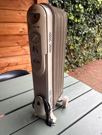 Elro Oliegevulde Radiator - Elektrisch beschikbaar voor biedingen