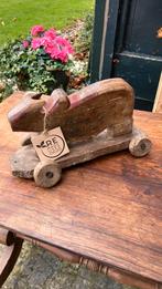 Nieuwe Stoer sober houten nandi heilige koe op wieltjes, Ophalen of Verzenden, Nieuw