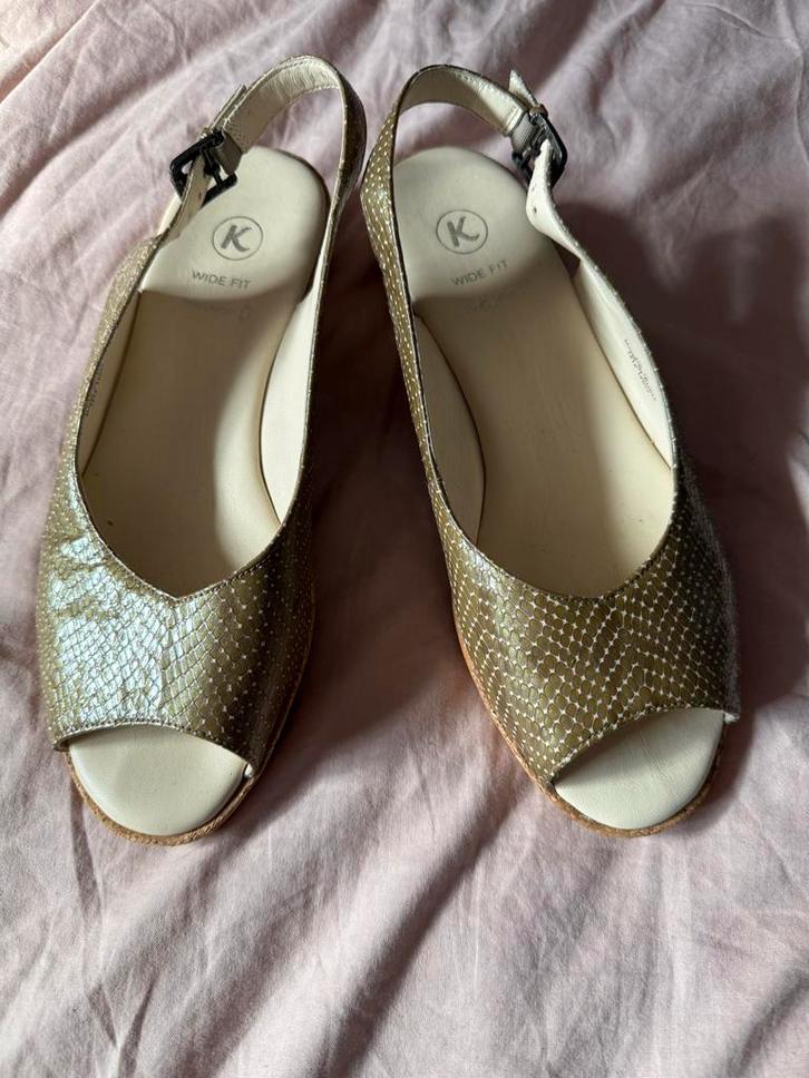 Clarks Caslynn Kat Sandalen Maat 7 Wide Fit, Kleding | Dames, Schoenen, Gedragen, Sandalen of Muiltjes, Groen, Ophalen of Verzenden