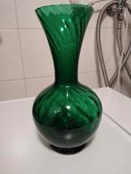 Vintage jaren vijftig Empoli goblet emerald groene vaas, Antiek en Kunst, Antiek | Vazen, Ophalen of Verzenden