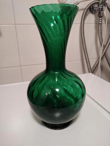 Vintage jaren vijftig Empoli goblet emerald groene vaas beschikbaar voor biedingen