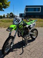 Kawasaki kx65 2011 volledig opnieuw opgebouwd/gereviseerd, Fietsen en Brommers, Brommers | Crossbrommers, Ophalen, Zo goed als nieuw