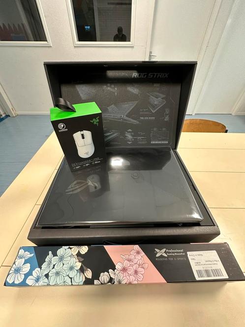 ASUS ROG Strix Scar 18 RTX 5080 + Razer Muis & Mat - Nieuw!, Computers en Software, Windows Laptops, Nieuw, 17 inch of meer, SSD