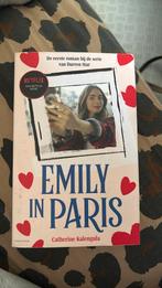 Catherine Kalengula - Emily in Paris, Ophalen, Zo goed als nieuw, Nederland, Catherine Kalengula