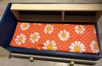 Houten poppenbedje uit de jaren 70, Kinderen en Baby's, Speelgoed | Houten speelgoed, Ophalen of Verzenden, Gebruikt, Overige typen