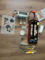 Polymer clay, tools , sculpting , jewellery, oorbellen., Ophalen of Verzenden, Zo goed als nieuw