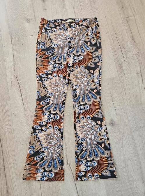 Y-Conic | flared broek | maat L | nieuwstaat, Kleding | Dames, Broeken en Pantalons, Zo goed als nieuw, Maat 42/44 (L), Overige kleuren