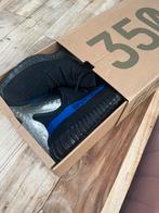 Yeezy 350 dazzling blue, Kleding | Heren, Schoenen, Zwart, Overige typen, Ophalen of Verzenden, Zo goed als nieuw