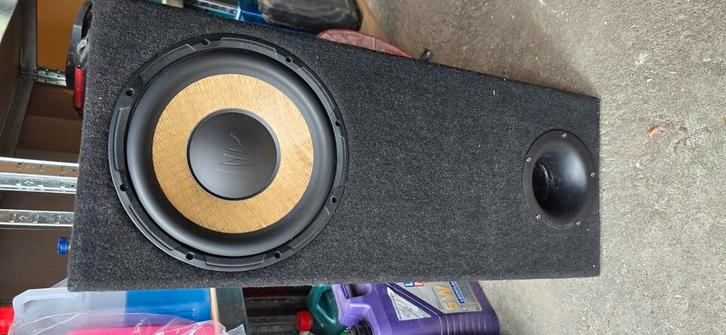 Focal flax p25f 10 inch subwoofer in super goeie kist!, Auto diversen, Autospeakers, Zo goed als nieuw, Ophalen of Verzenden