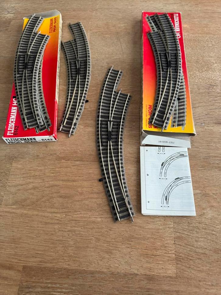 Fleischmann profirails bochtwissels gelijkstroom zie tekst, Hobby en Vrije tijd, Modeltreinen | H0, Zo goed als nieuw, Rails, Gelijkstroom