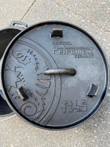 Petromax Dutch Oven FT4.5-t gietijzeren pan 3,5 liter beschikbaar voor biedingen