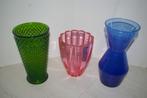 Gekleurde vazen van glas., Huis en Inrichting, Woonaccessoires | Vazen, Minder dan 50 cm, Groen, Glas, Ophalen of Verzenden
