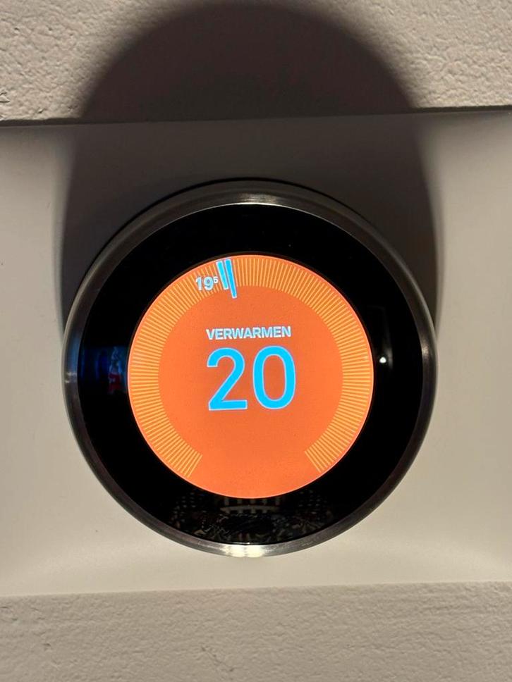 Nest Thermostaat V3 - Slimme Verwarming, Doe-het-zelf en Verbouw, Thermostaten, Zo goed als nieuw, Slimme thermostaat, Ophalen of Verzenden