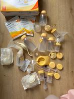 Medela hand pump + accessoires, Ophalen of Verzenden, Zo goed als nieuw, Borstkolf
