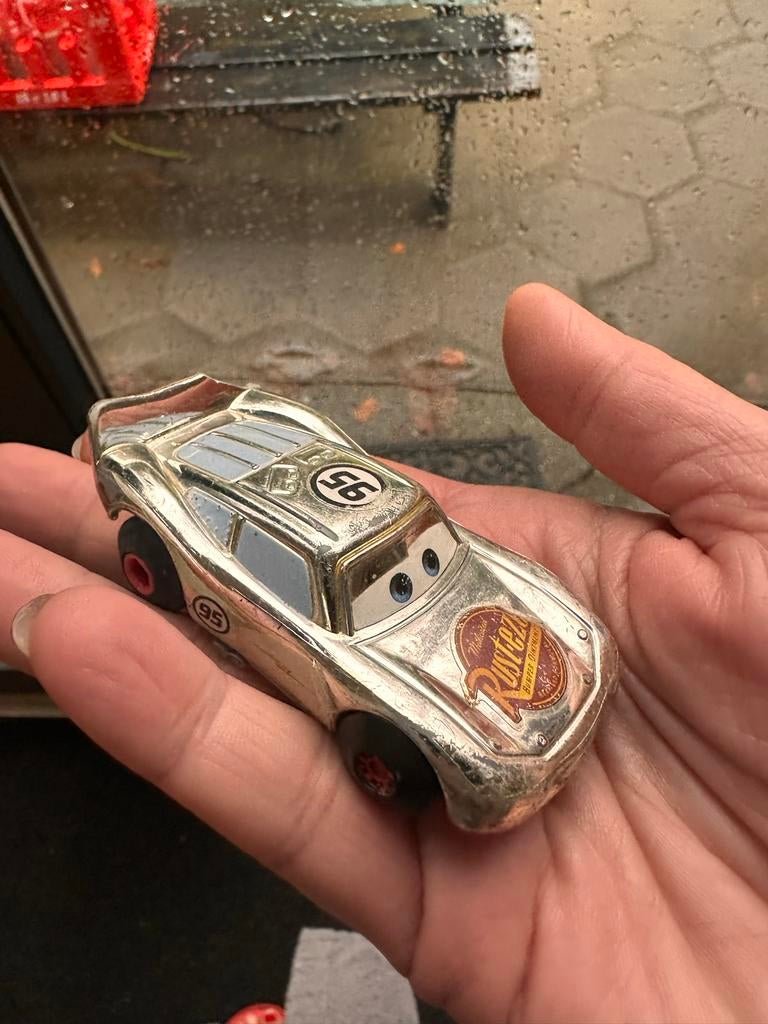 Die Cast Disney Pixar Cars McQueen, Kinderen en Baby's, Speelgoed | Speelgoedvoertuigen, Ophalen of Verzenden, Gebruikt