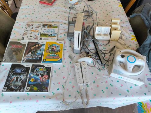 Nintendo wii compleet met 7 games, Spelcomputers en Games, Spelcomputers | Nintendo Wii, Gebruikt, Met 1 controller, Ophalen of Verzenden