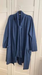 Vest Donnaday donkerblauw met sjaal eraanvast maat 48, Ophalen of Verzenden, Zo goed als nieuw, Blauw, Trui of Vest