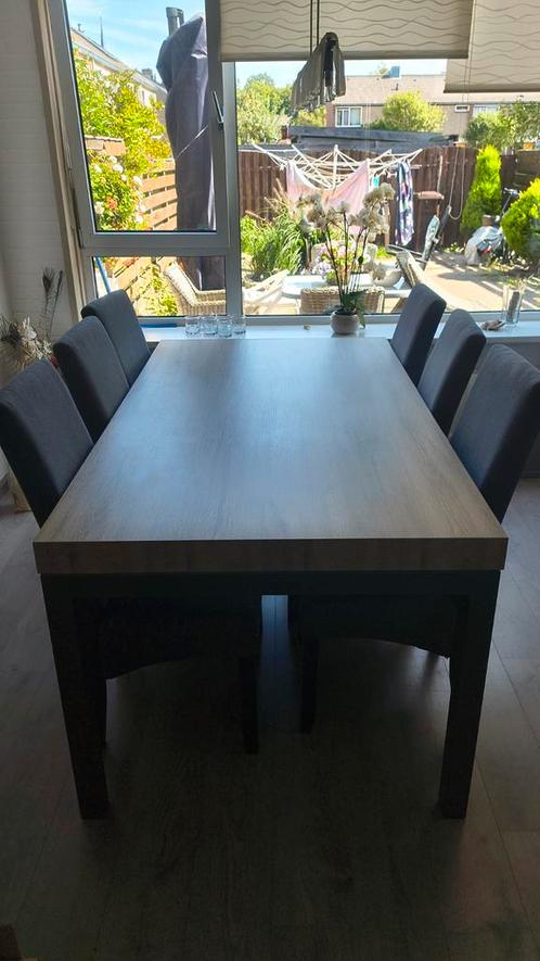 Eettafel met 6 stoelen, Huis en Inrichting, Complete eetkamers, Zo goed als nieuw, 6 tot 8 stoelen, Ophalen