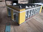 volmer 5760 modeltrein Ho remise met mechanise deuren sluite, Hobby en Vrije tijd, Ophalen of Verzenden, Gebruikt, Gelijkstroom of Wisselstroom