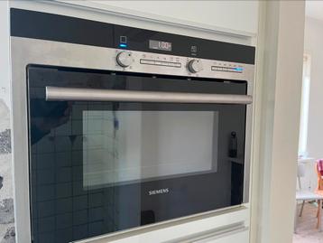 Prachtige Bruynzeel hoogglans keuken 2013  Siemens inbouw beschikbaar voor biedingen