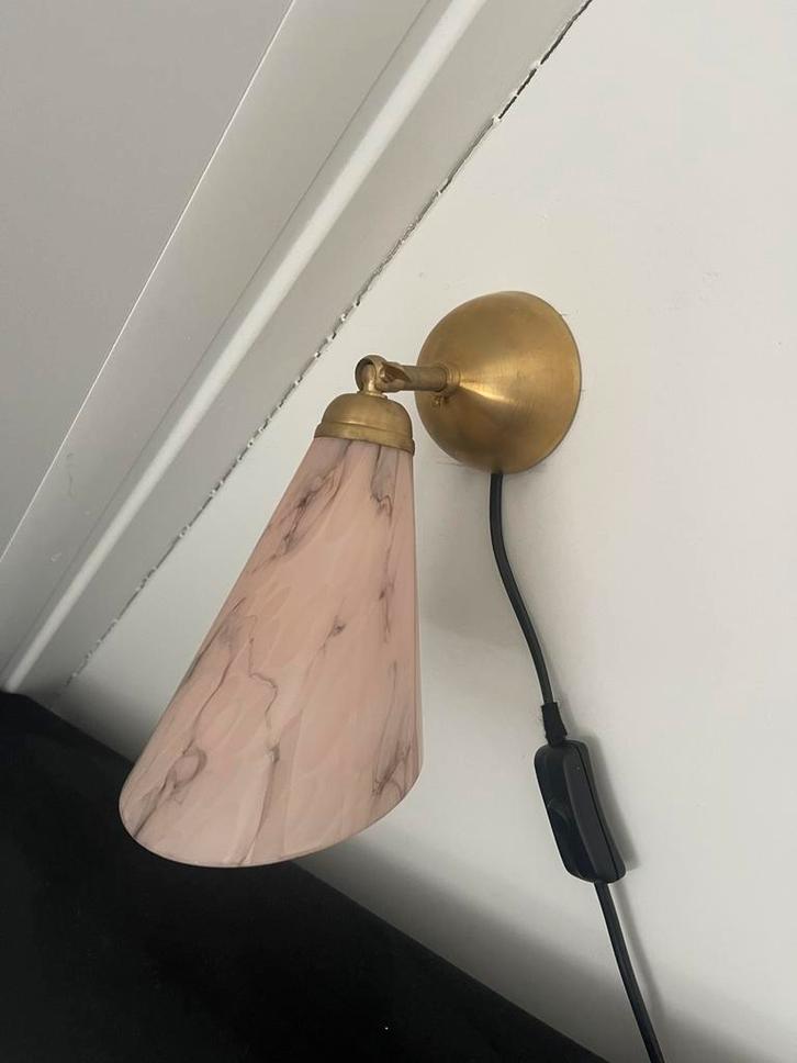 ZSM weg, 2 wandlampjes lichtroze, grijs gemarmerd met goud, Huis en Inrichting, Lampen | Wandlampen, Nieuw, Glas, Metaal, Ophalen