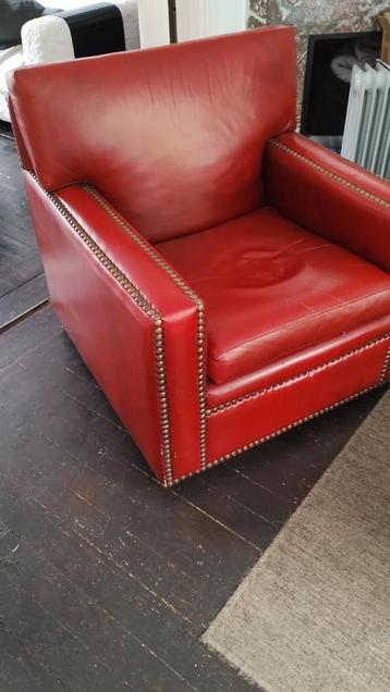 Art Deco Fauteuil Leer Rood beschikbaar voor biedingen