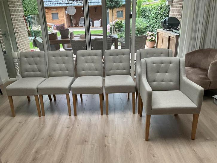 6 Eetkamerstoelen.  4 zonder en 2 met leuning., Huis en Inrichting, Woonaccessoires | Overige, Ophalen
