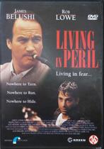 Living in Peril, Vanaf 16 jaar, Ophalen of Verzenden, Zo goed als nieuw, Actiethriller