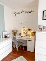 IKEA bureau Micke wit. Lades en kastje, Ophalen, Zo goed als nieuw