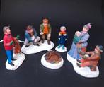 Lemax kerst figuren b123 met verlicht vuurtje kerstdorp, Ophalen of Verzenden, Zo goed als nieuw