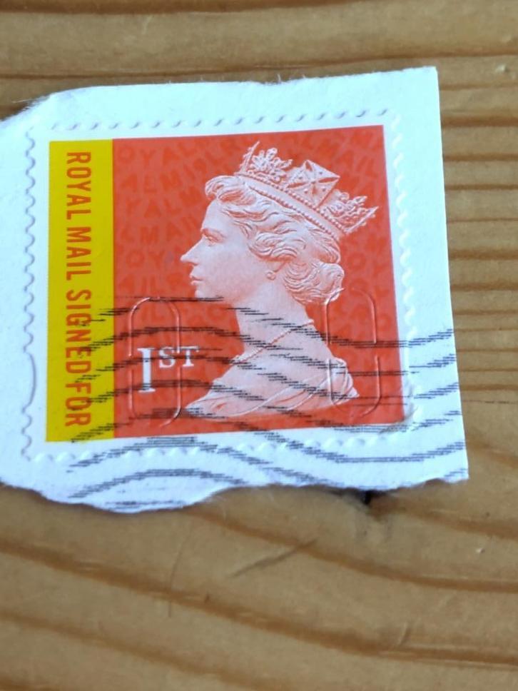 Engeland security machin Royal mail signed for M19L, Postzegels en Munten, Postzegels | Europa | UK, Gestempeld, Ophalen of Verzenden
