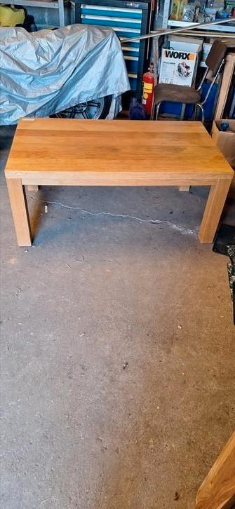 Salontafel  beschikbaar voor biedingen