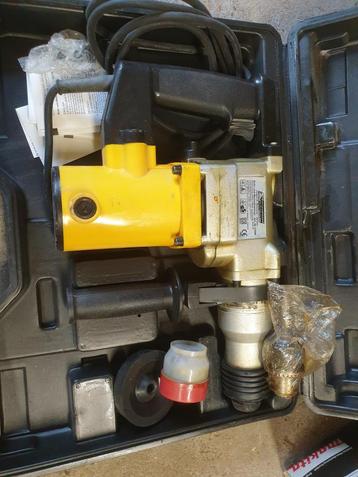 13 div elektr gereedschap. €250,00 beschikbaar voor biedingen