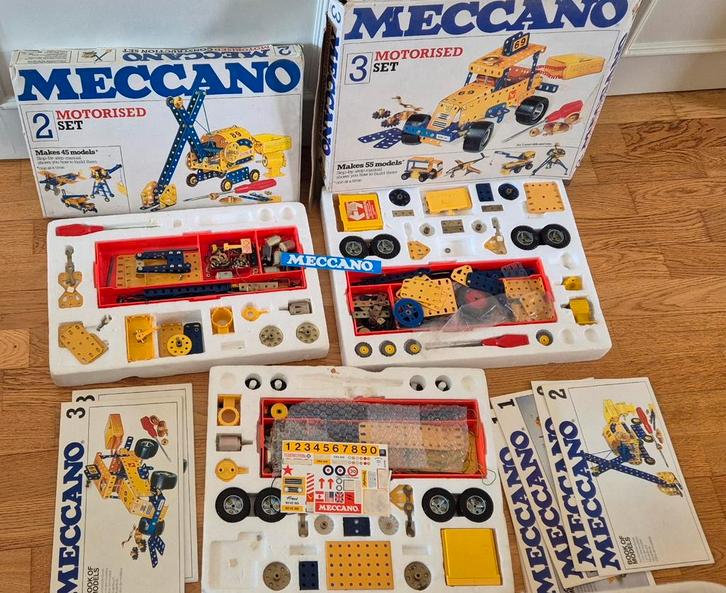 Meccano Motorized Set 2 & 3 + Stickervel - 3 Sets in 1 Koop!, Hobby en Vrije tijd, Modelbouw | Auto's en Voertuigen, Gebruikt