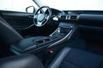 Lexus IS 300h Hybrid Sport Edition 25th Navi/Camera Schuifda, Auto's, Lexus, Automaat, Achterwielaandrijving, Gebruikt, 23 km/l