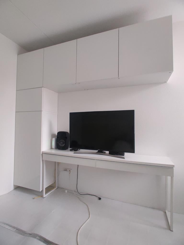 Ikea kast met buro