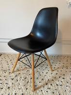 Eames DSW eettafelstoel replica, Ophalen, Zwart, Zo goed als nieuw, Metaal